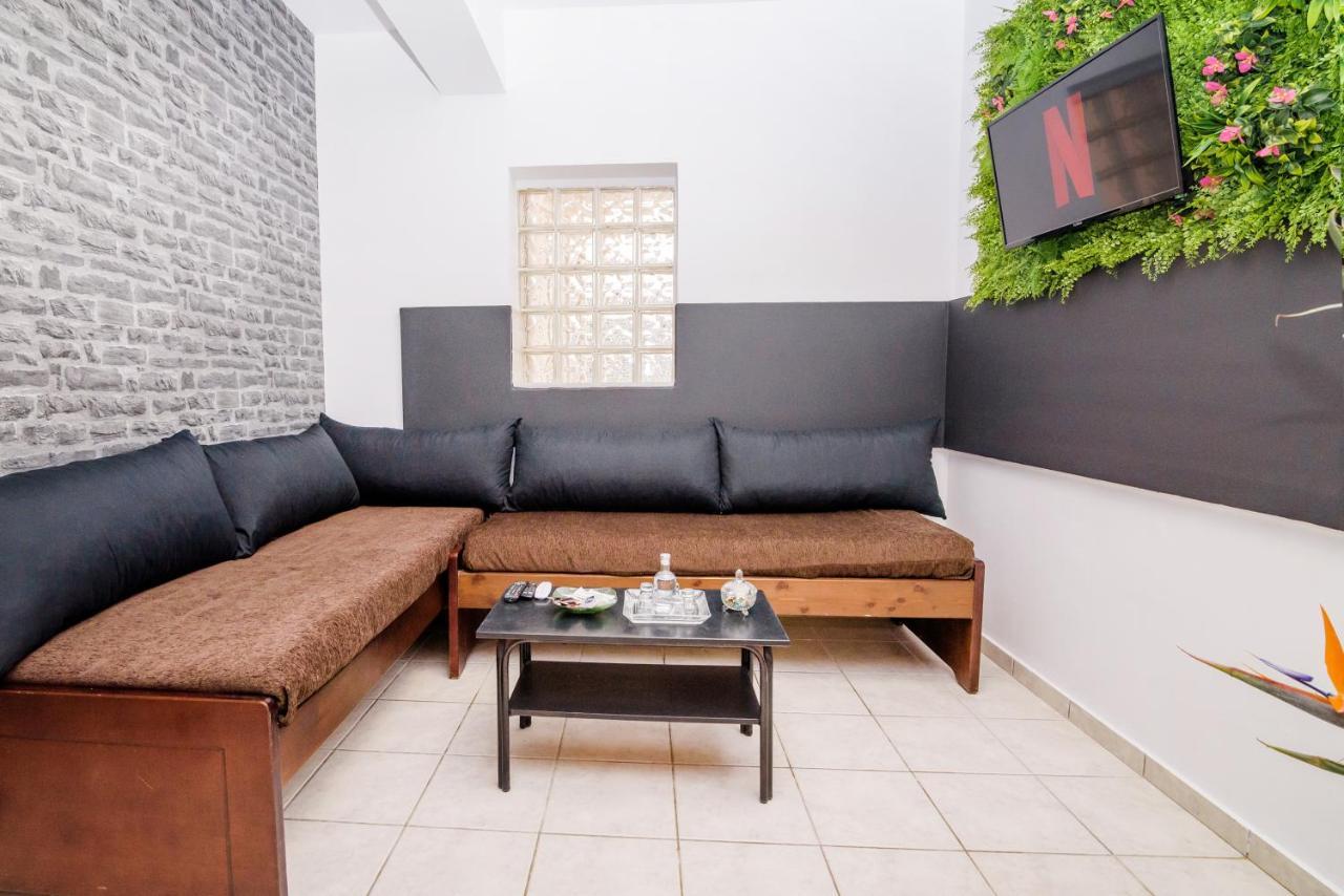 Pearl Seaside Luxury Apartments 2 Chania  Bagian luar foto