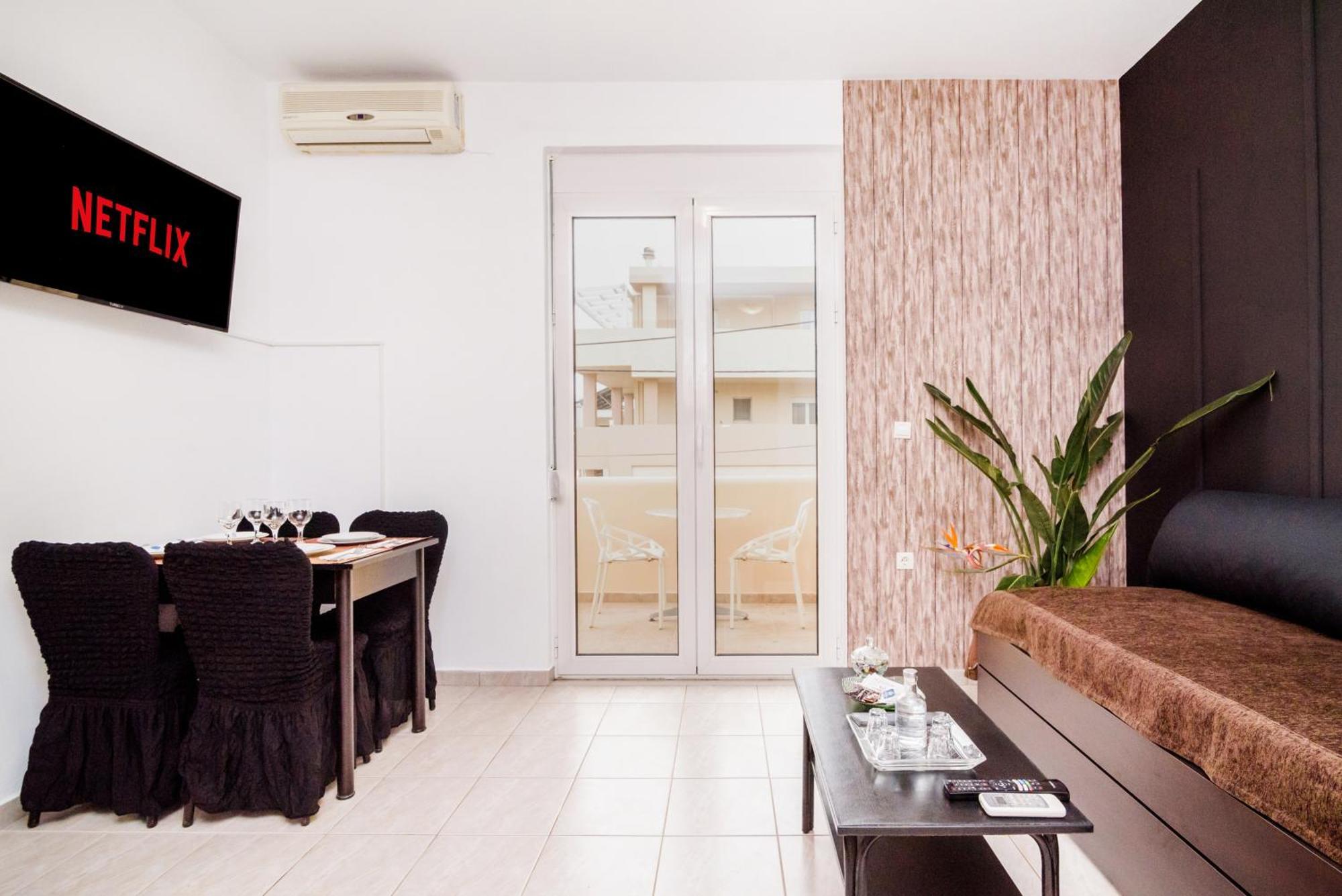 Pearl Seaside Luxury Apartments 2 Chania  Bagian luar foto
